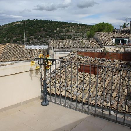 La Corte Di Ibla Рагуза Экстерьер фото