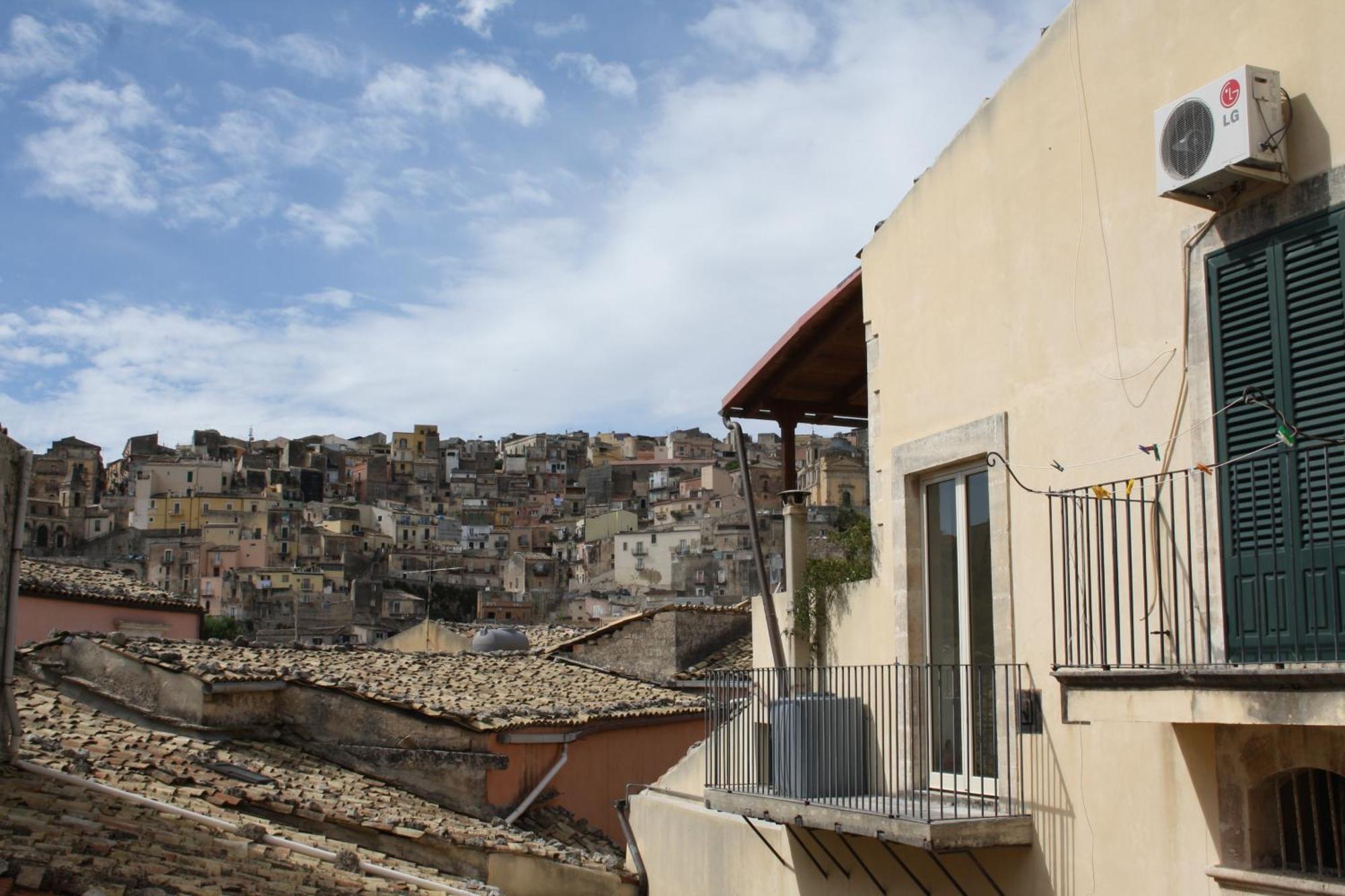 La Corte Di Ibla Рагуза Экстерьер фото