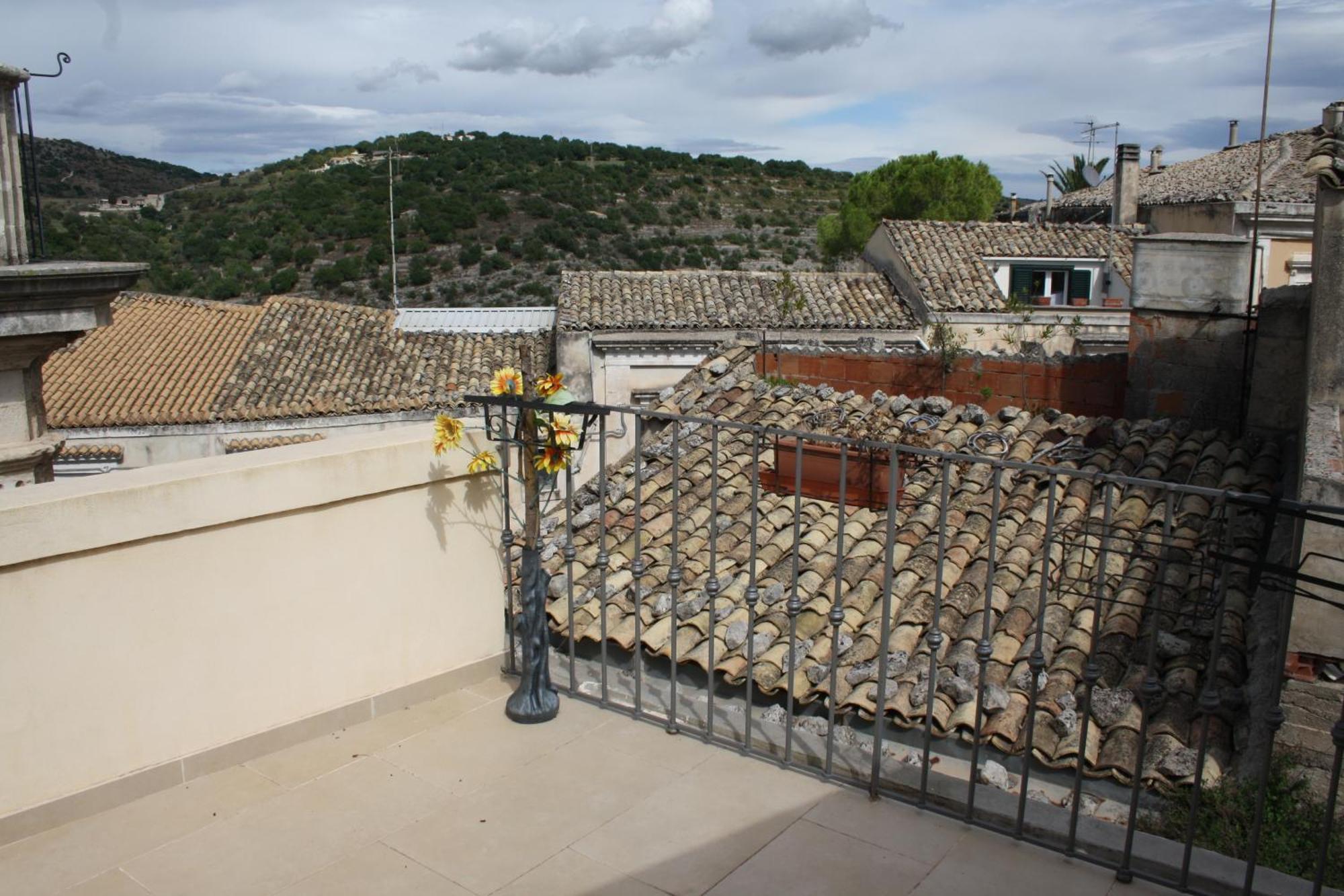 La Corte Di Ibla Рагуза Экстерьер фото